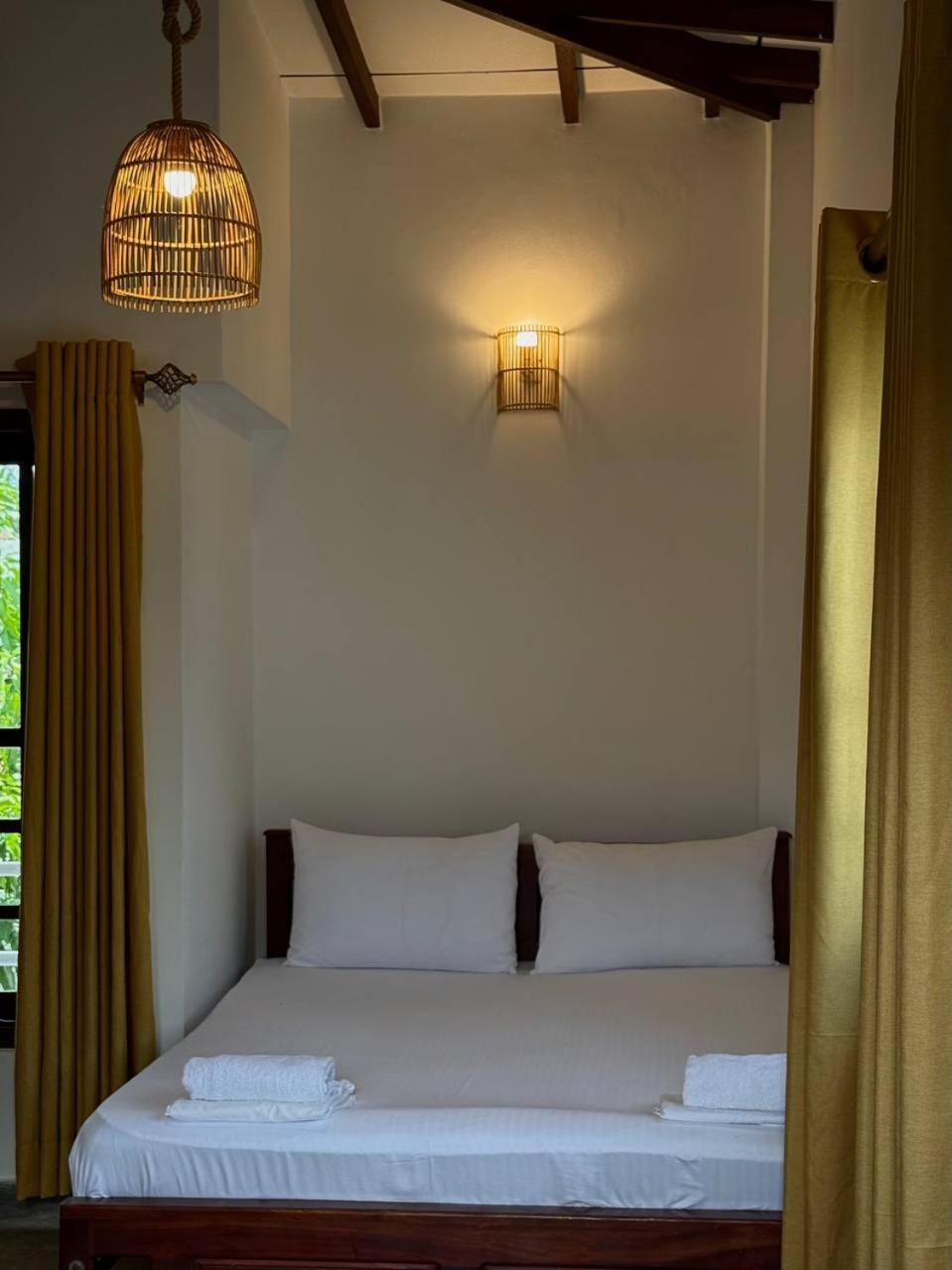 Riverside Cabanas Mirissa Exterior foto